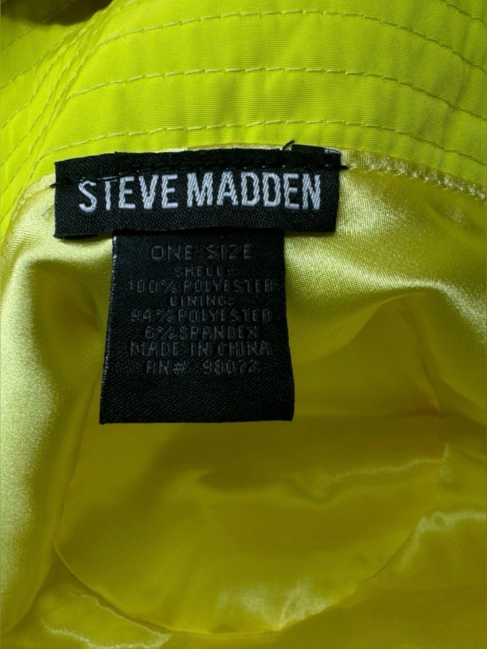 NWOT - STEVE MADDEN Bucket Hat | Yellow Nylon Satin Lining • Y2K • Summer Neon - Picture 4 of 4